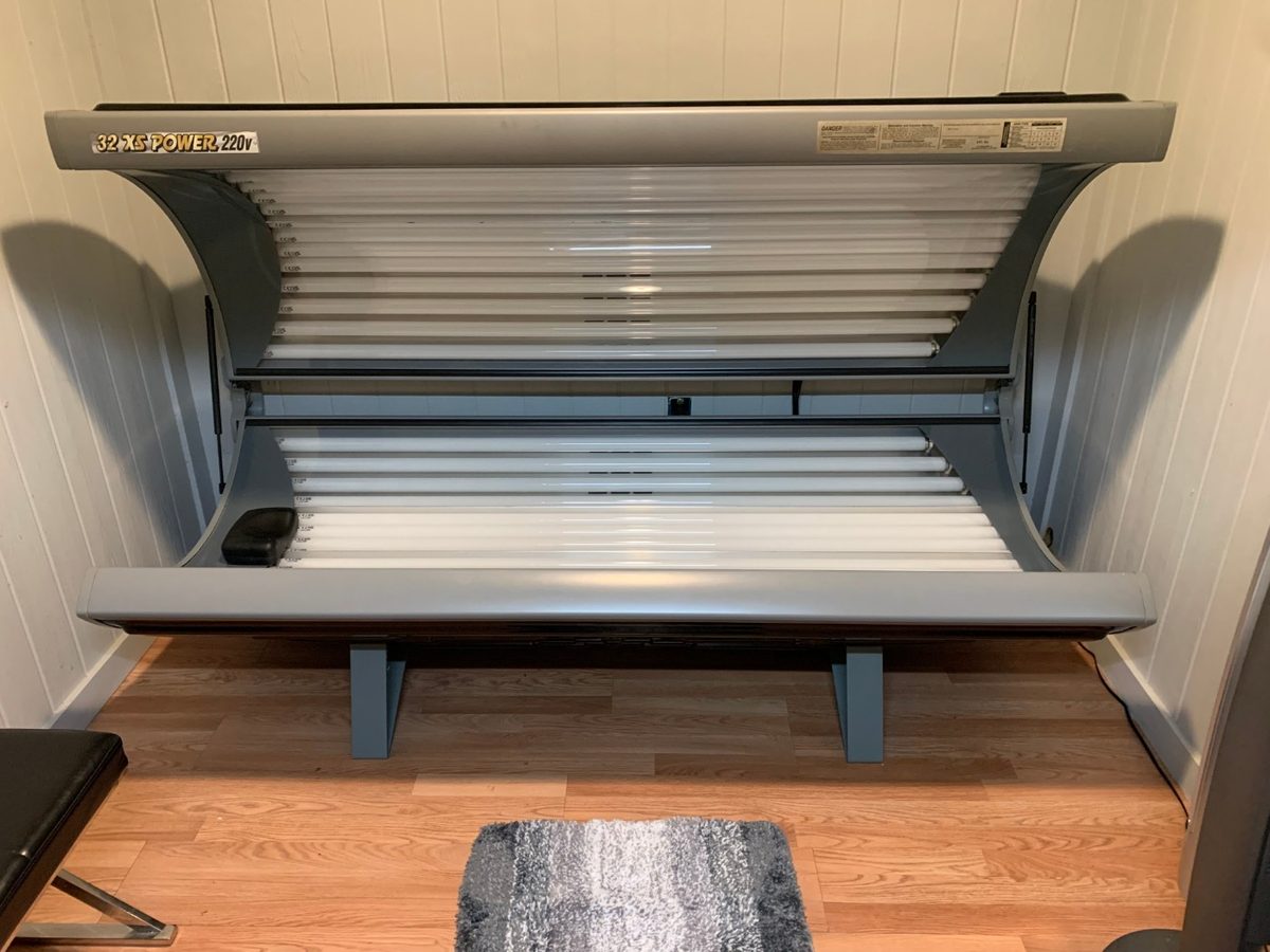 Tanning at Phoenix Fitness in Toccoa, GA