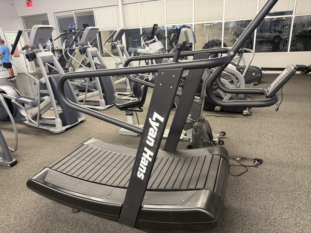 Lyan Hans curved self-powered treadmill at Phoenix Fitness gym in Toccoa, GA