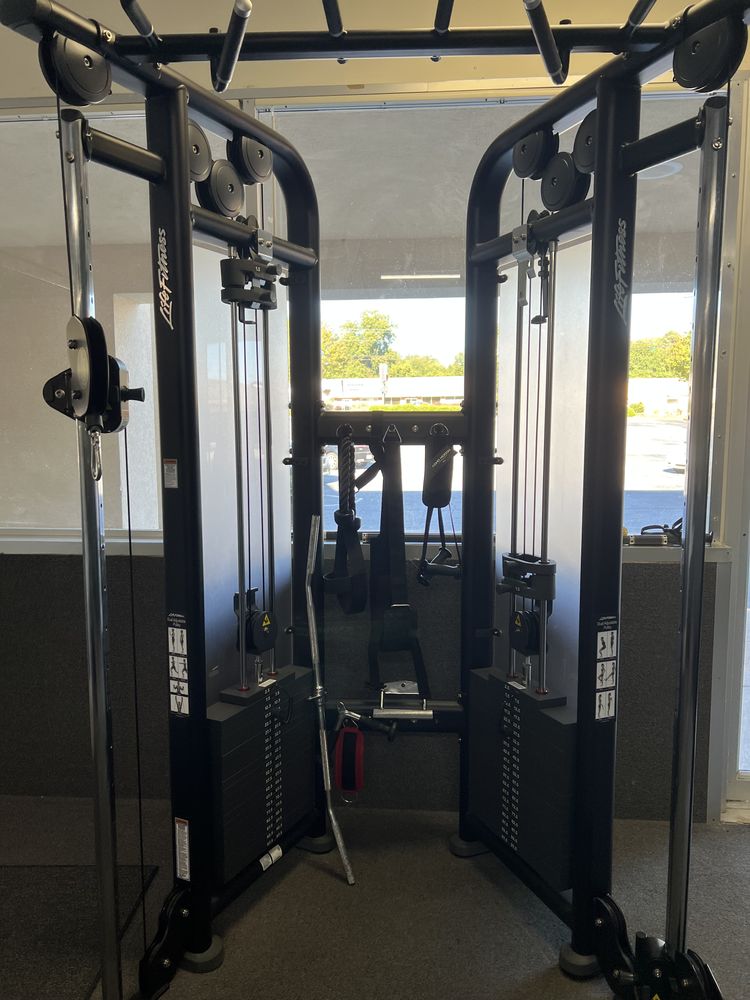Life Fitness dual adjustable pulley at Phoenix Fitness gym in Toccoa, GA